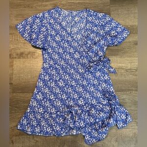 Floral Blue Wrap Midi Dress Size Medium